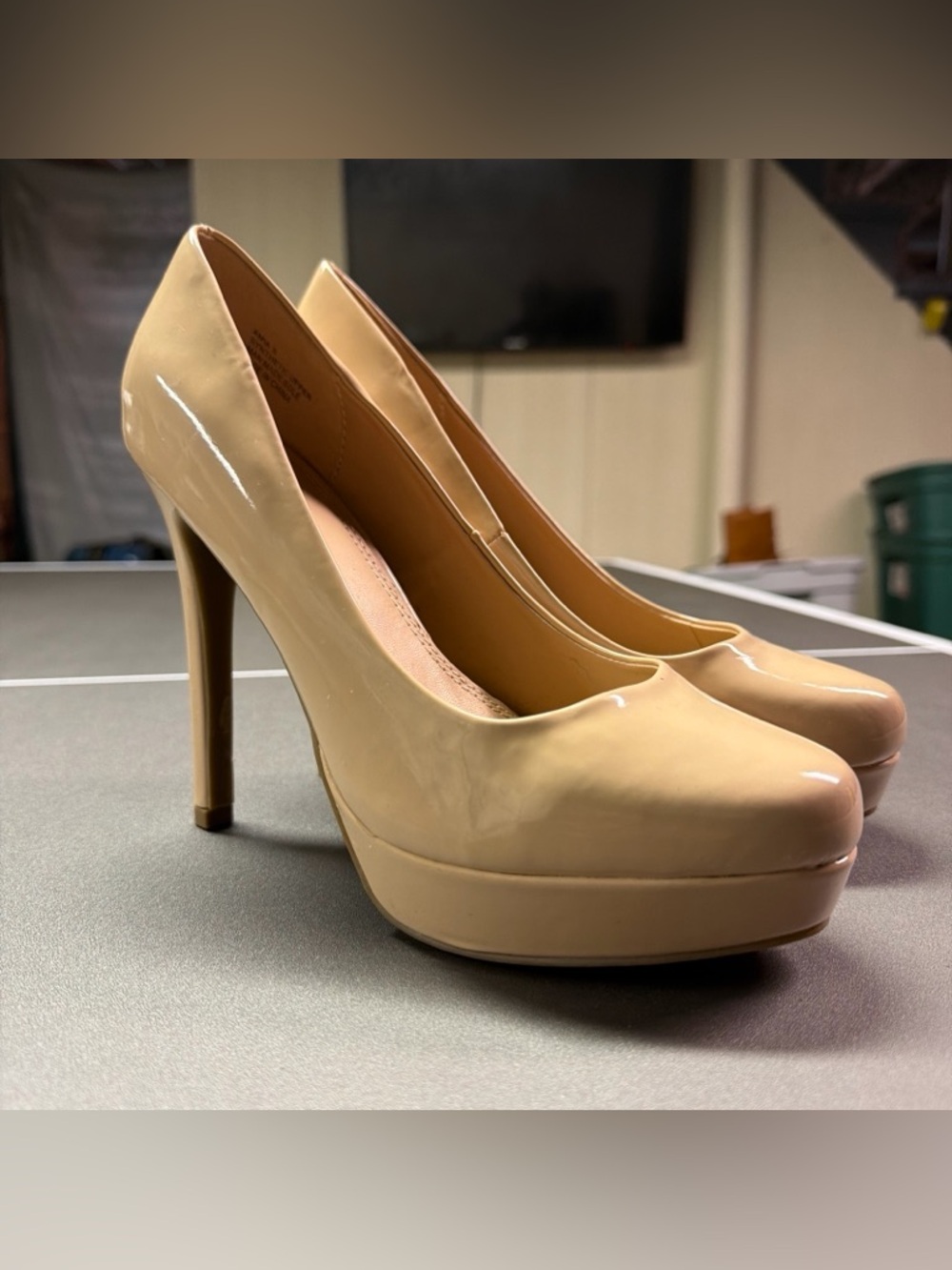 Bebe Amia Women Size 8 Nude Beige Patent Platform Pumps 5" Stiletto Heel